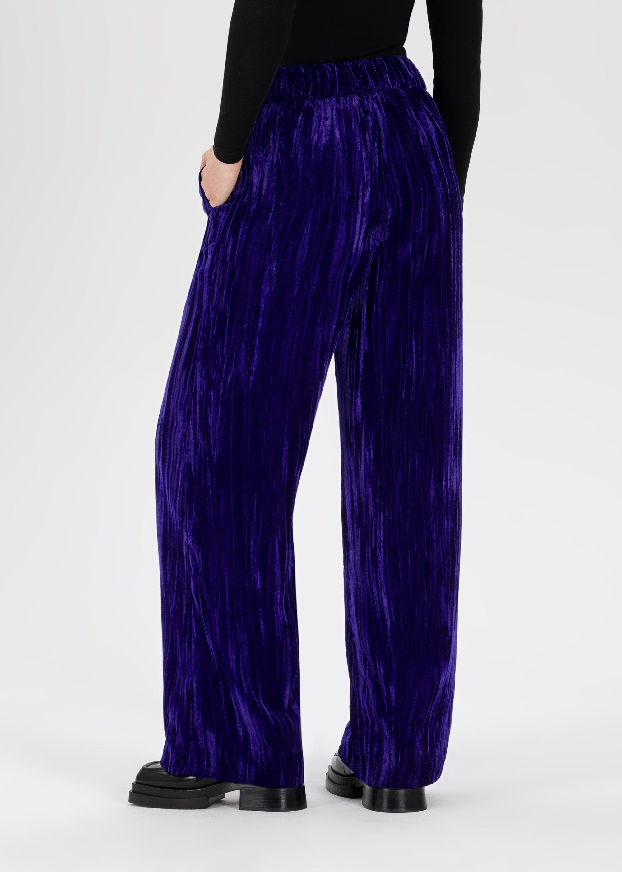 Stehmann Hamatit weite Hose lilac Crash-Samt