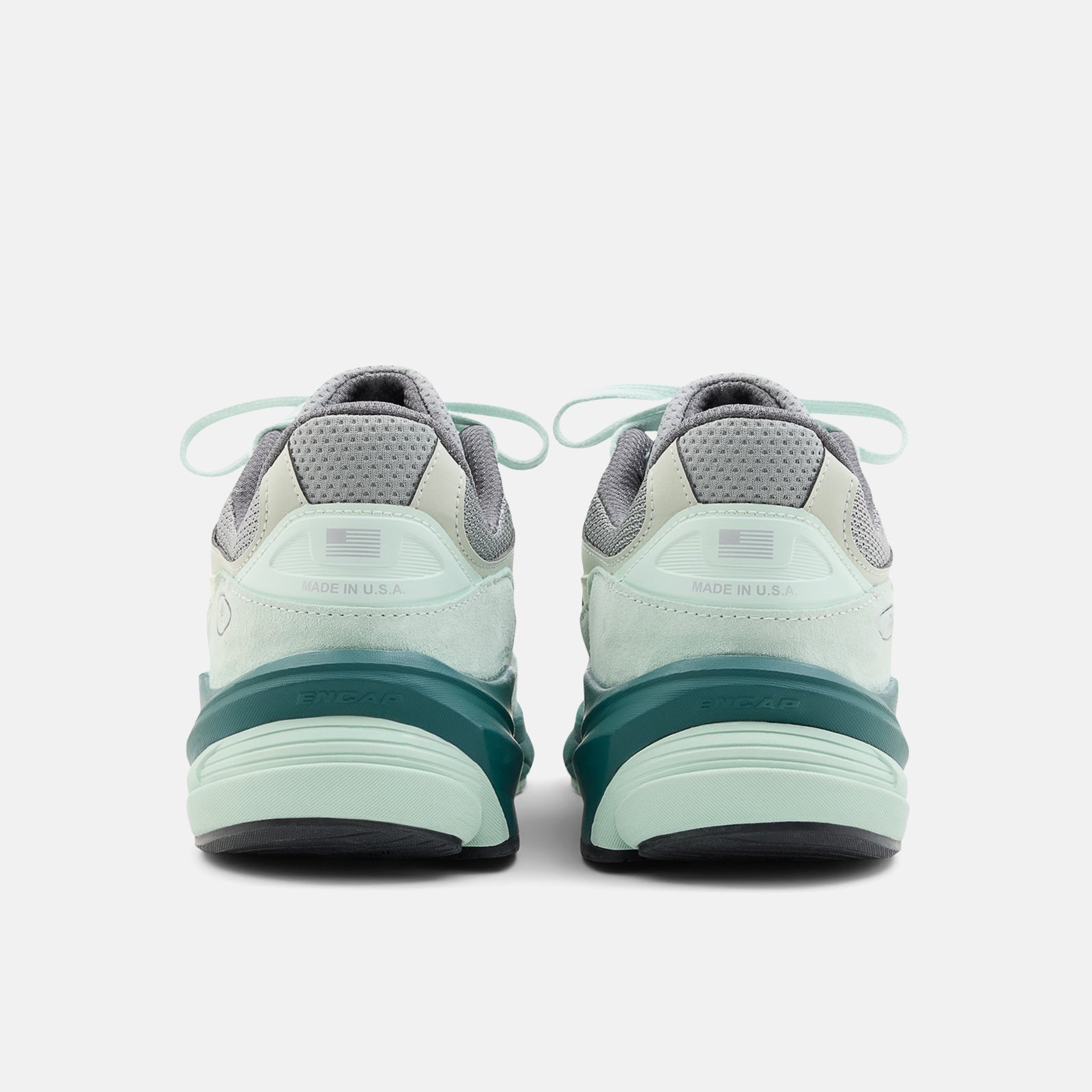 New Balance 990v6 Made in USA Sneaker Clay Ash FuelCell