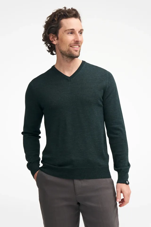 Ivanhoe Merino V-Neck Male Pullover Rifle Green