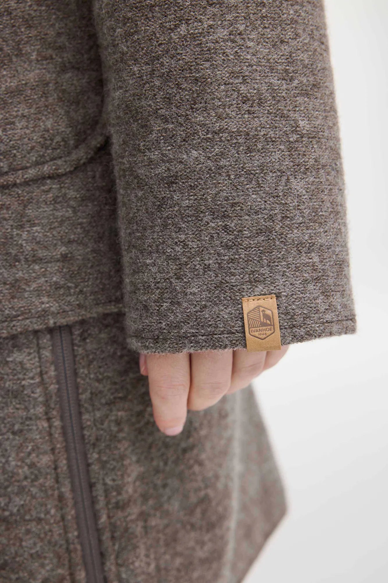 Ivanhoe Ammarp Cardigan Damen nutmeg 100% Wolle Oversize