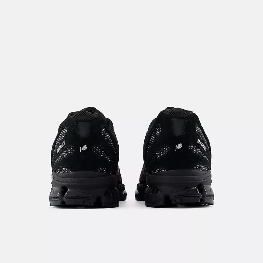 New Balance 1890 Sneaker Schwarz Silber Synthetik