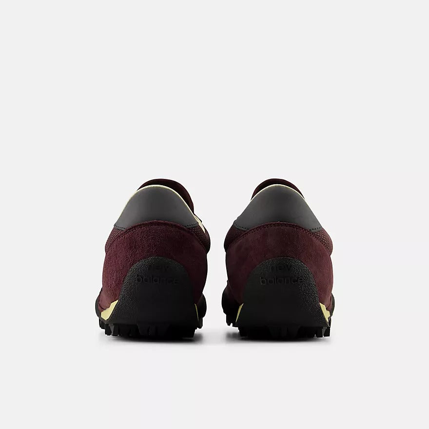 New Balance Gator Run Cherry Leather Sneaker Leder 315 g
