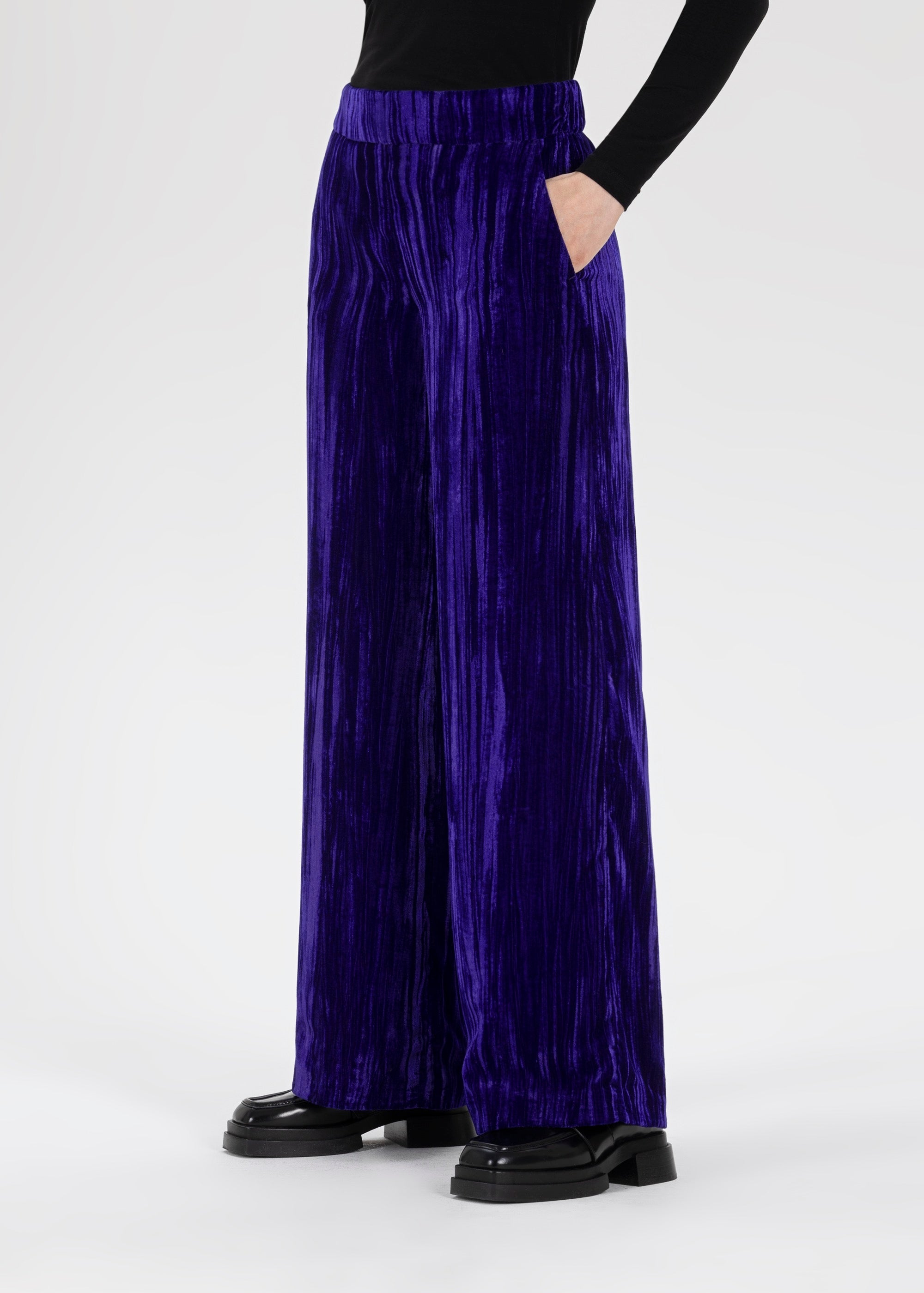 Stehmann Hamatit weite Hose lilac Crash-Samt