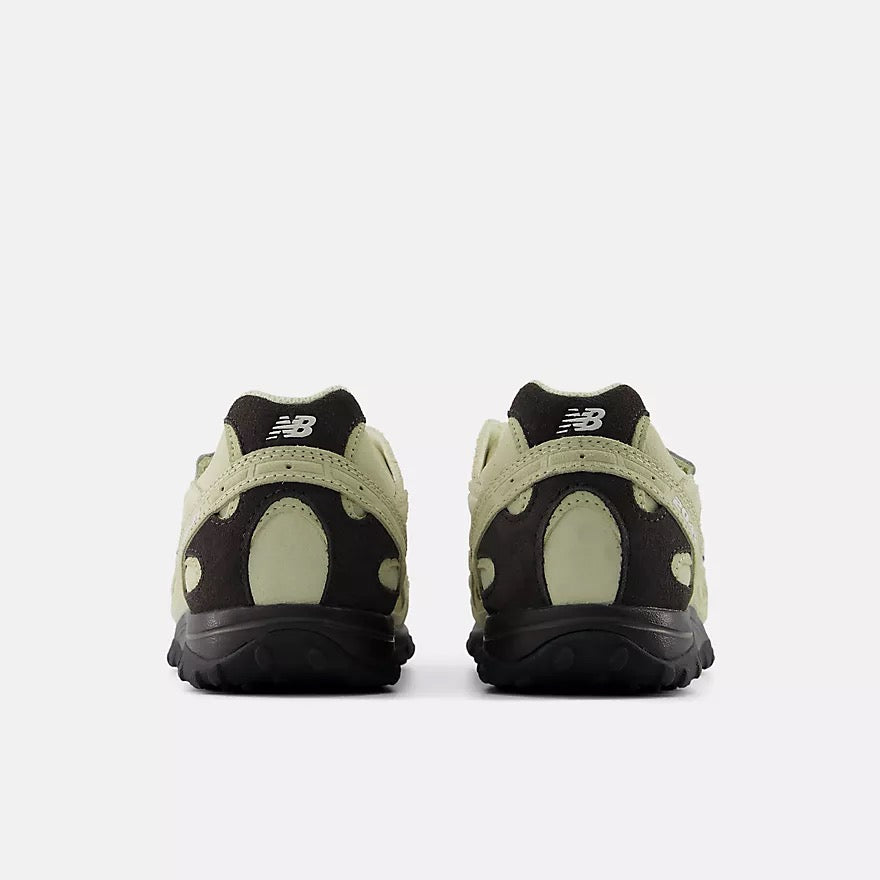 New Balance 204L Sneaker Pistachio Butter Low Profile