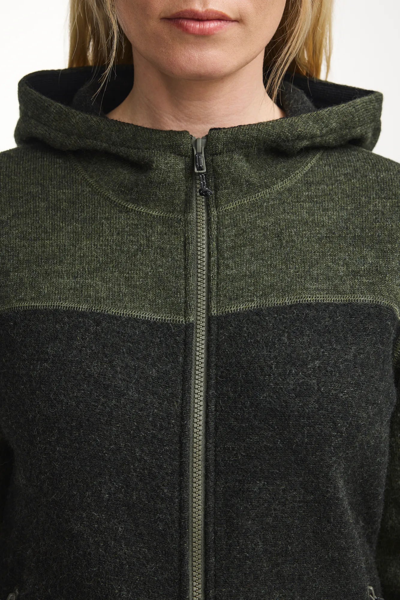 Ivanhoe Hilma Hood Wollhoodie Scarab 100% Wolle Damen