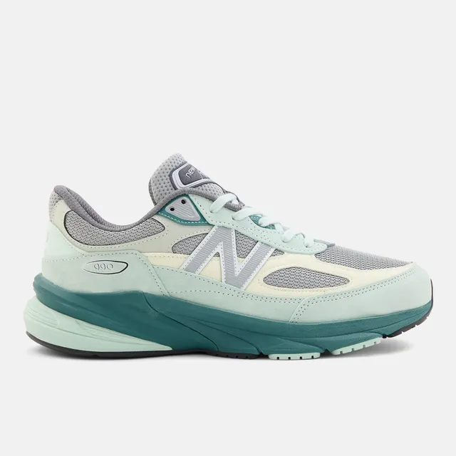 New Balance 990v6 Made in USA Sneaker Clay Ash FuelCell