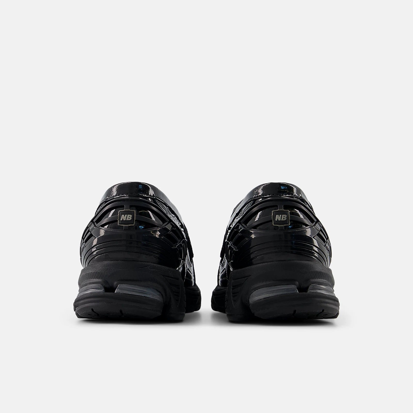 New Balance 1906L Sneaker Schwarz Lackleder ABZORB