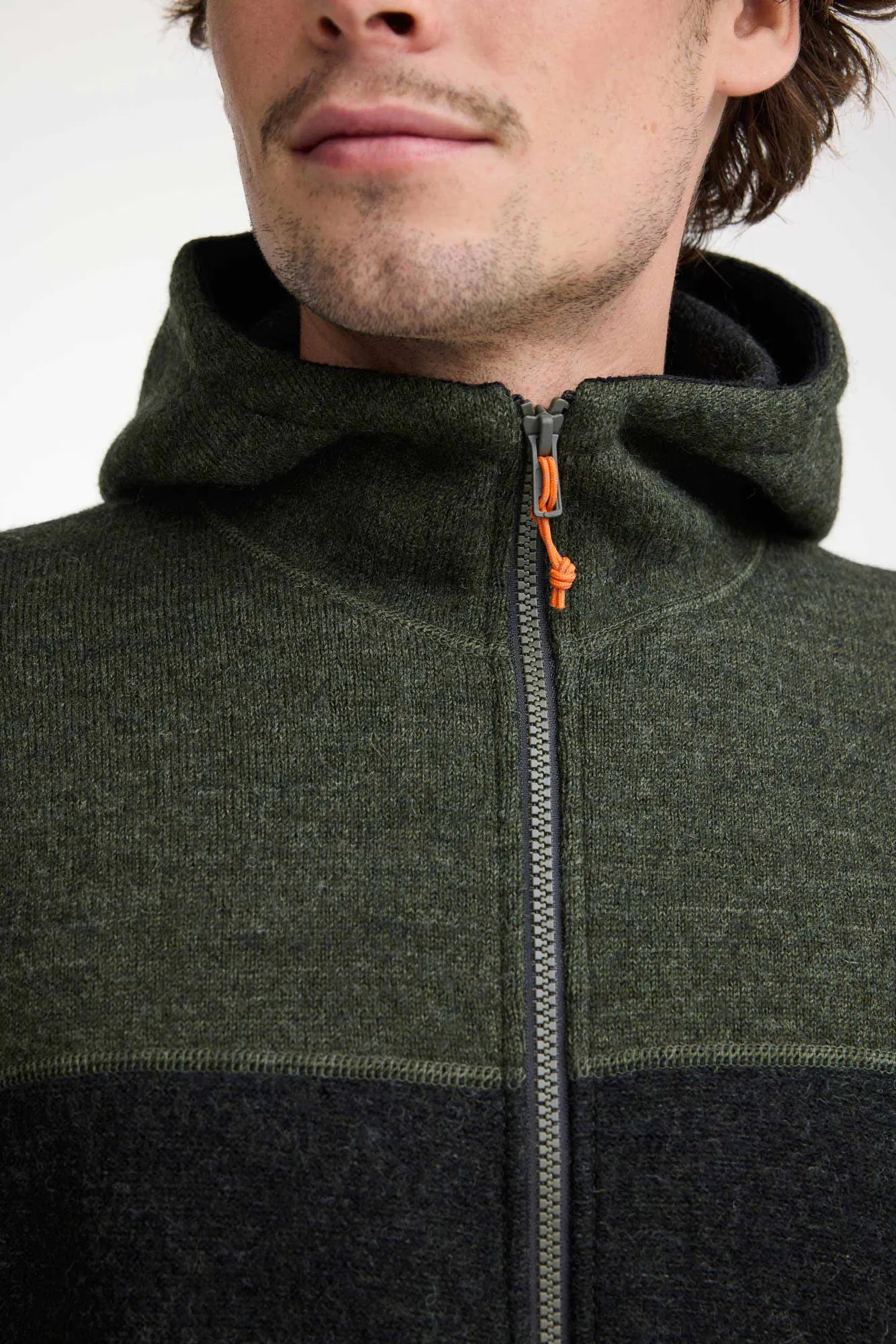 Ivanhoe Ron Hood Hoodie Wolle Scarab L