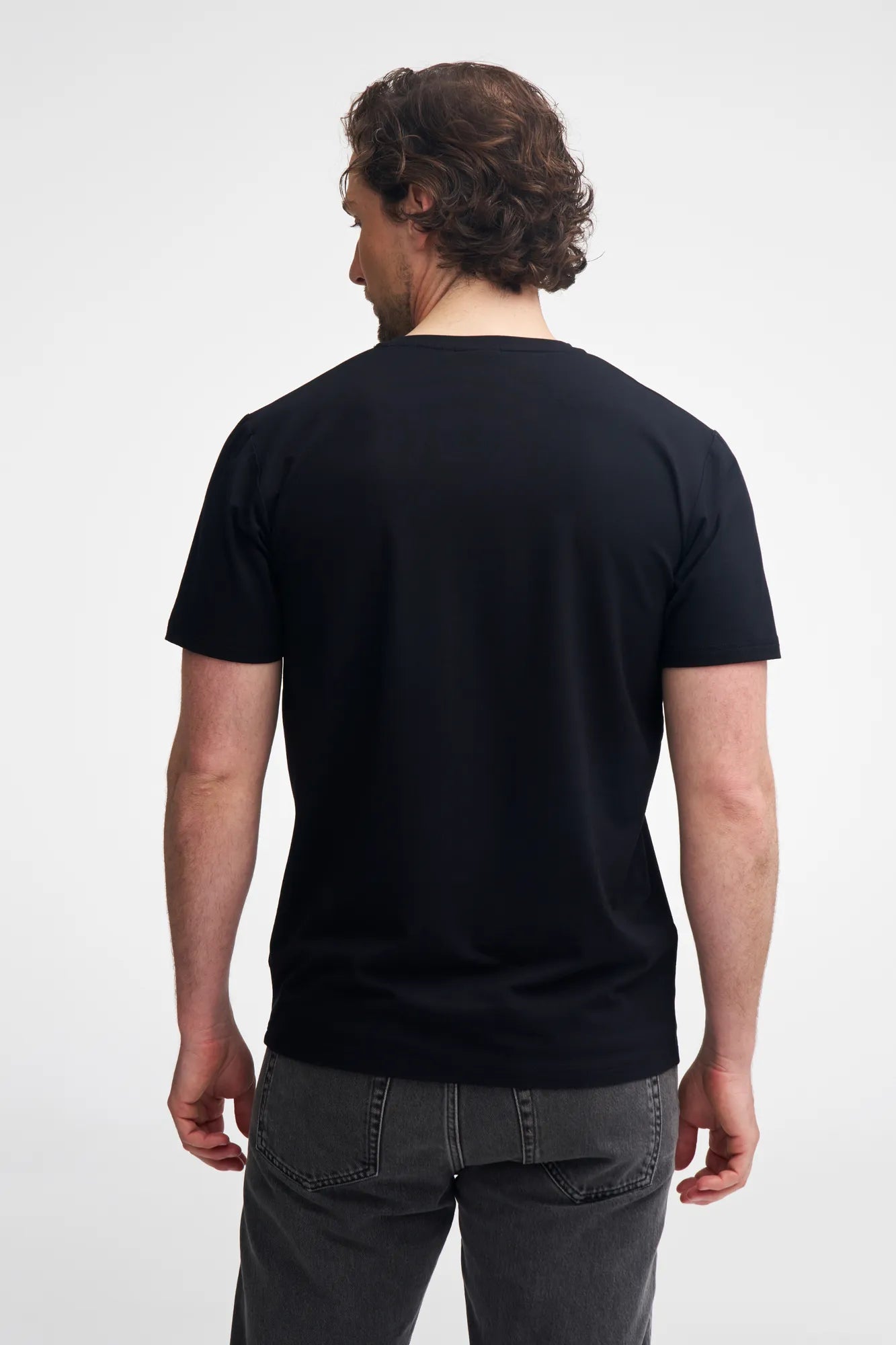 Ivanhoe Gy Otto T-Shirt Herren Black Tencel 93% Lyocell