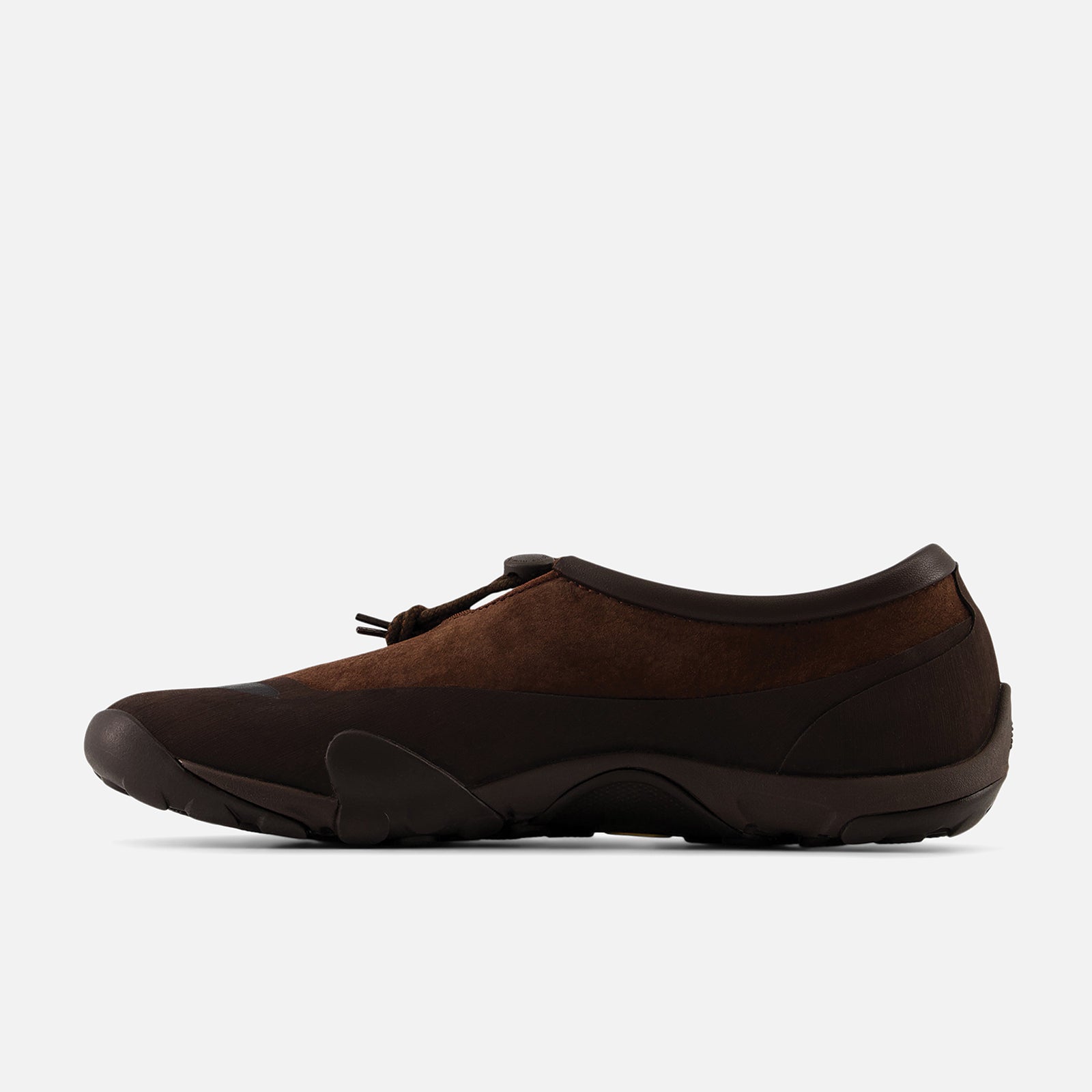 New Balance MT10T Mary Jane Braun Vibram