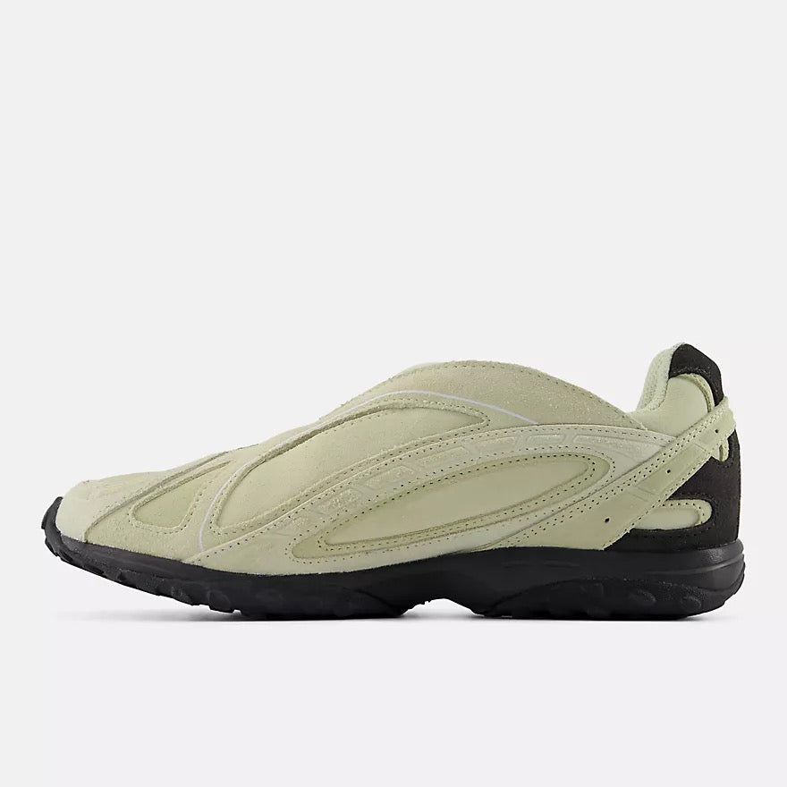 New Balance 204L Sneaker Pistachio Butter Low Profile